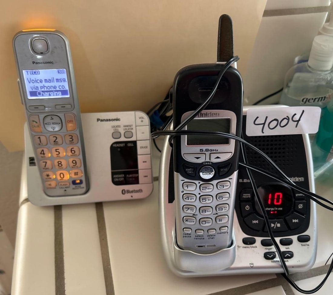 Two Wireless Telephones, Panasonic And Uniden (1 of 1)