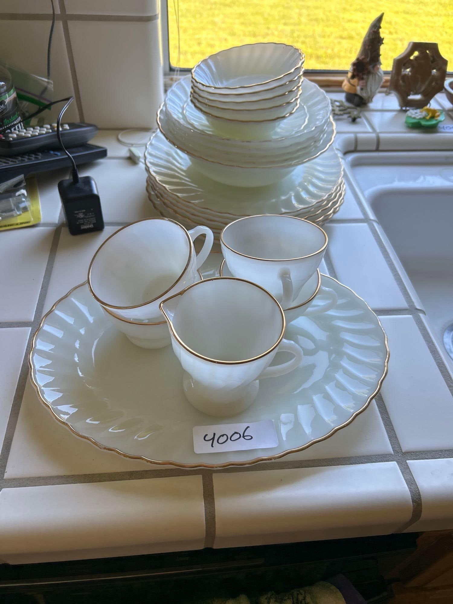 Lot Of Vintage Anchor Hocking, Fire King Dishes: Lot of vintage anchor hocking, fire king dishes.