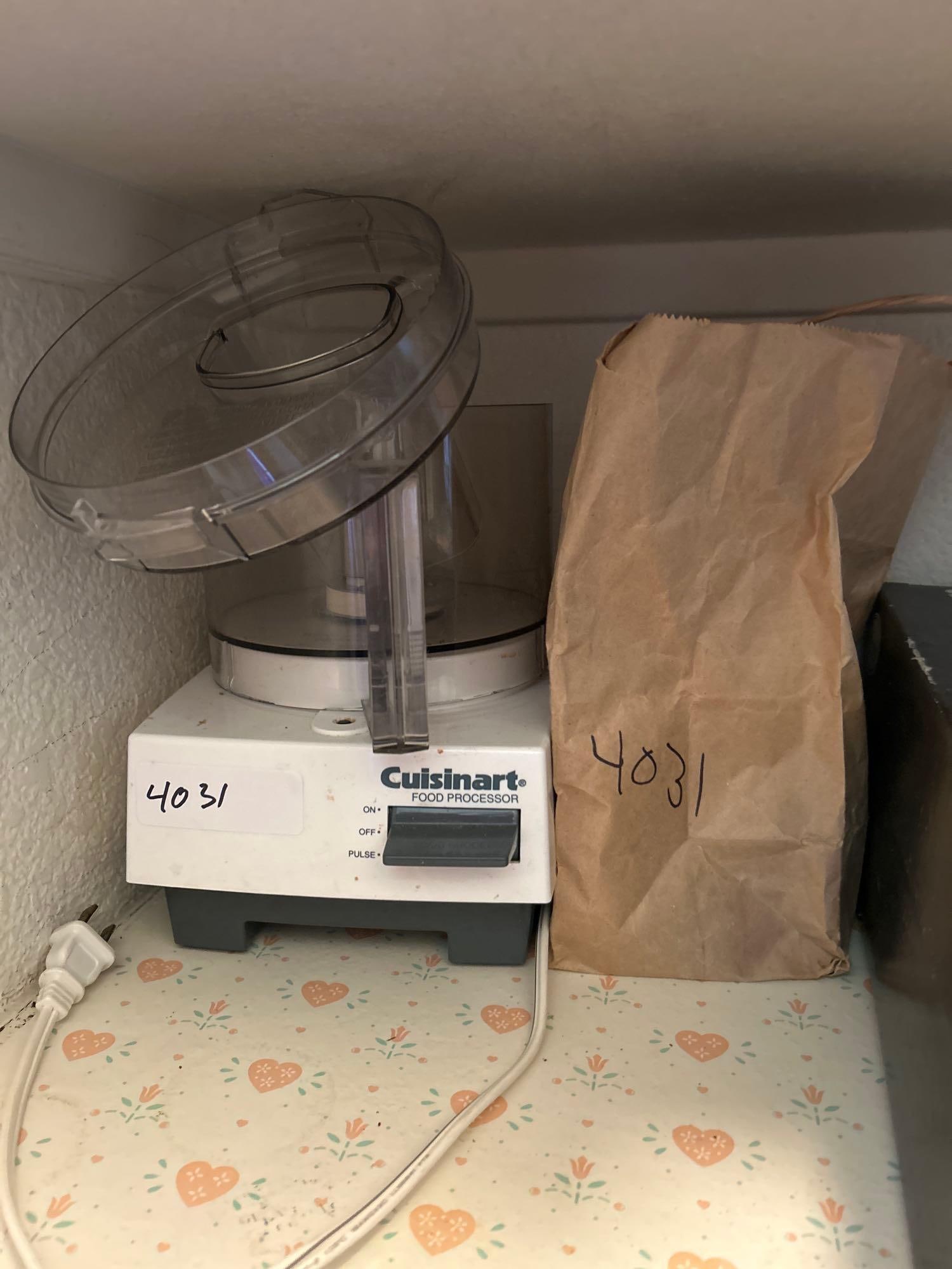 Cuisinart Food Processor With Attachments (1 of 2)