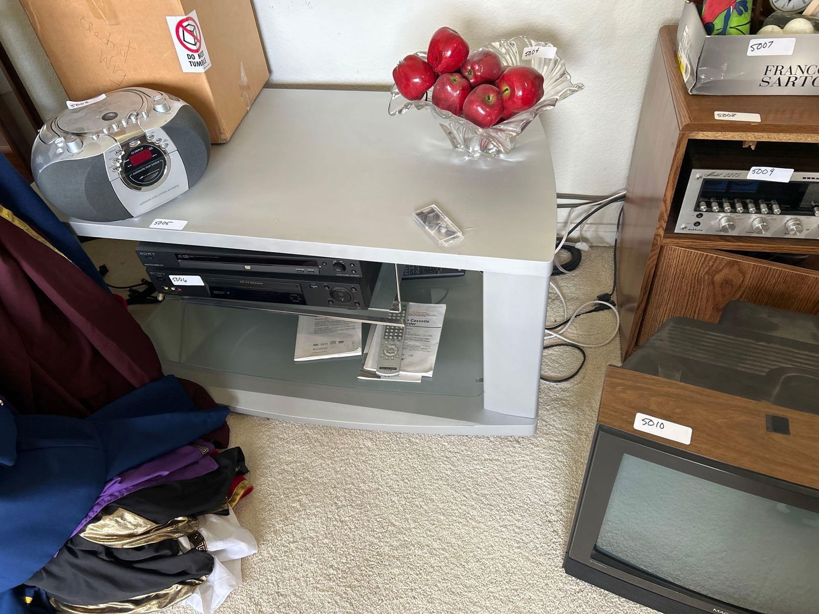 Entertainment Console (1 of 1)