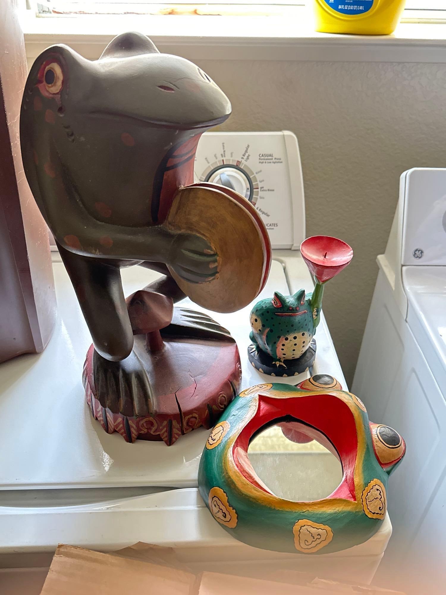 Indonesian Painted Wood Frog Decor: Indonesian painted wood frog decor. Largest piece approximately 15.5in.