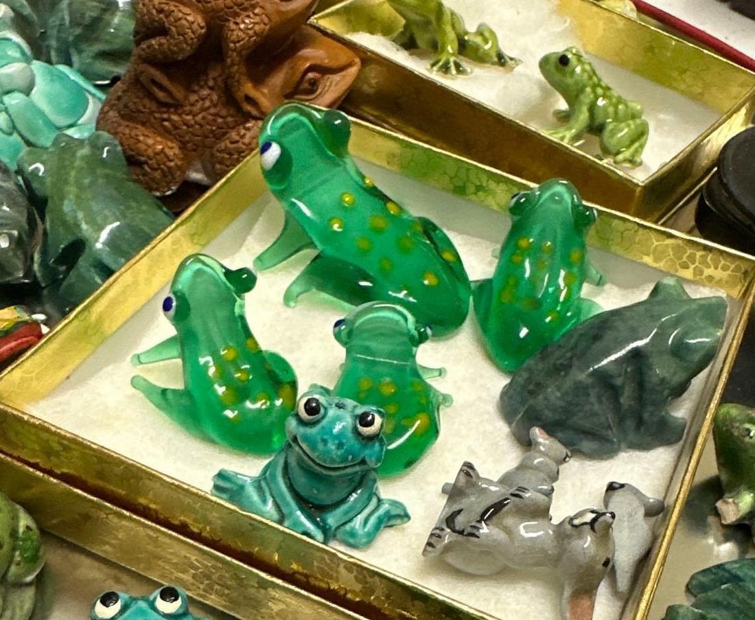 Frog Themed Miniature Figures - 7