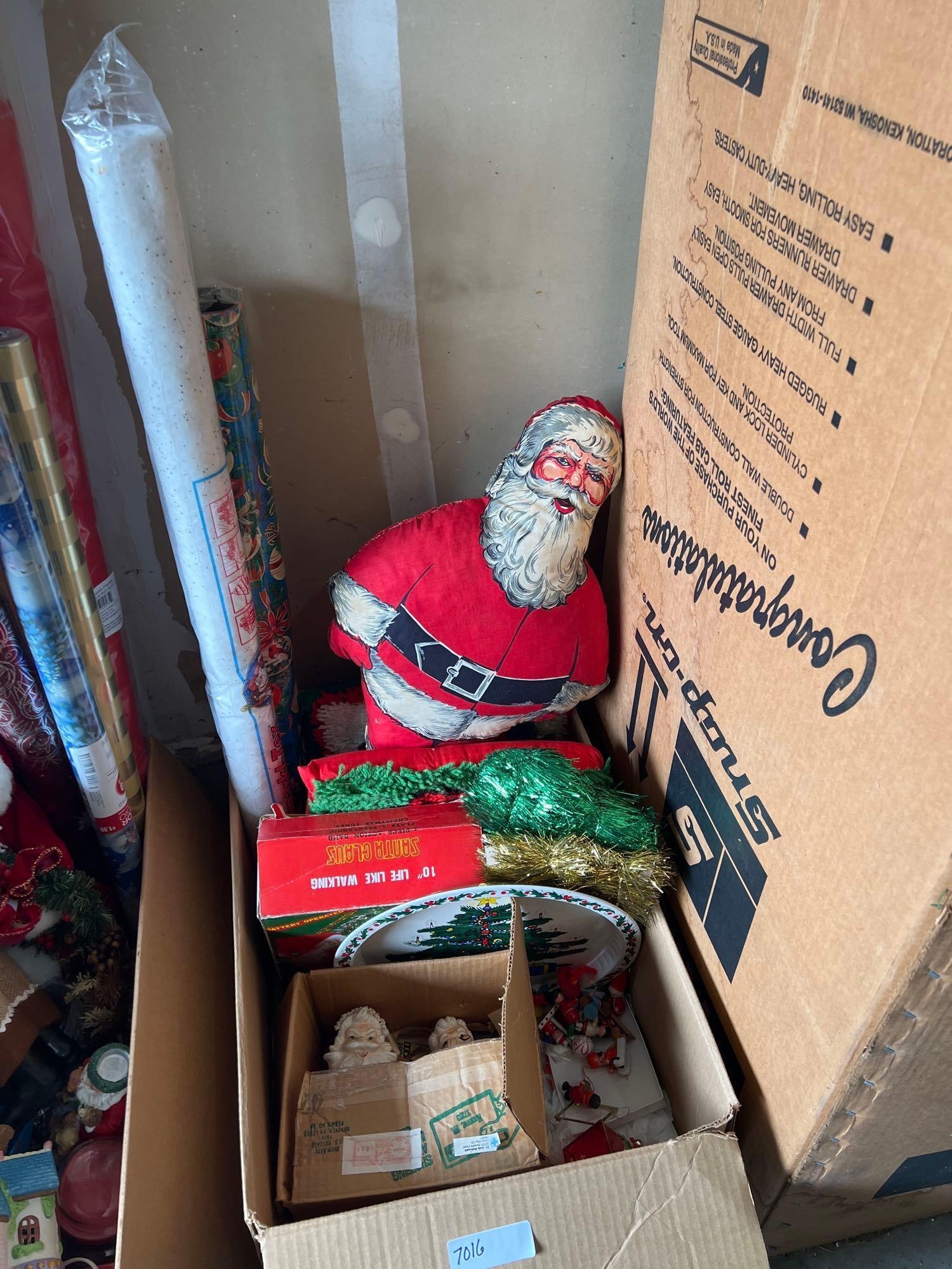 Vintage Christmas Decor (1 of 5)