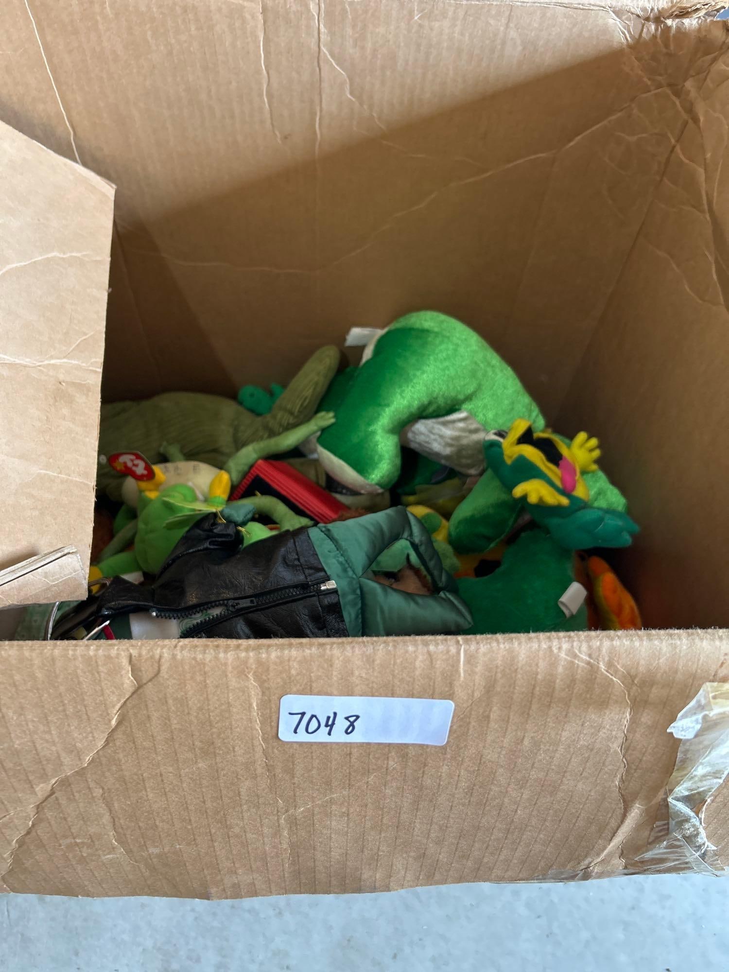 Lot Of Frog Themed Stuffed Animals (1 of 3)