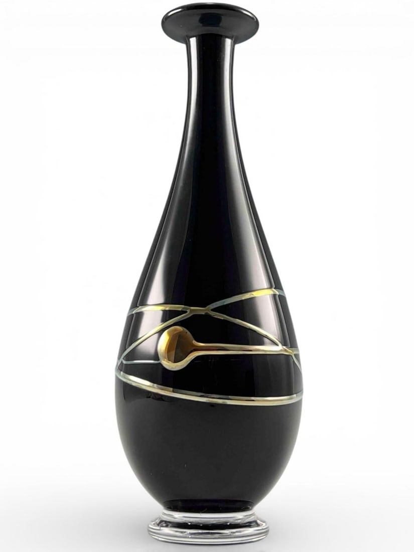 Ulf Johansson Sjohyttan Amethyst Art Glass Vase: Ulf Johansson Sjohyttan Amethyst Art Glass Vase. Signed "Sjohyttan Ulf Johansson Sweden." Approximately 10.25H x 3.5W in. Provenance: From the private collection of Joel Rothschild.