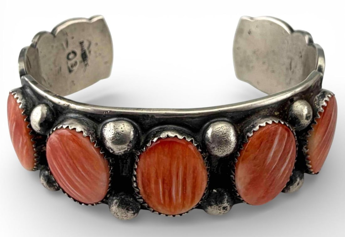Navajo Hand Stamped Sterling Silver Spiny Oyster Cuff Bracelet (1 of 6)