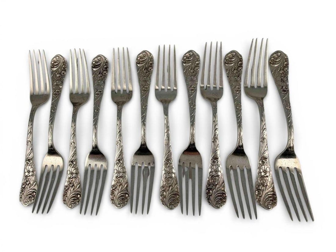 Set Of Twelve Art Nouveau Sterling Silver Dinner Forks: Set Of Twelve Art Nouveau Sterling Silver Dinner Forks, 569.6g. Marked "Sterling." "C" monogram. Each approximately 7.0L x 1.0W in. ALL CREDIT CARDS WILL BE MANUALLY VERIFIED PRIOR TO SHIPMENT.