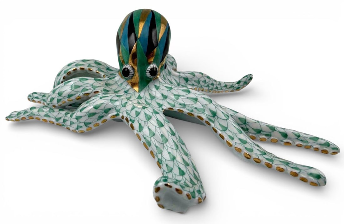 Herend Green Fishnet Porcelain Octopus: Herend Green Fishnet Porcelain Octopus Figure, No. 15661. Marked "Herend Hungary Handpainted 15661-0-001 VHV DK 223." Proceeds from this lot benefit Grey Bears Nonprofit Organization. Grey Bears
