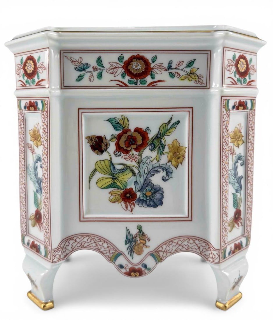 Haviland Limoges Cathay Porcelain Cachepot (1 of 17)