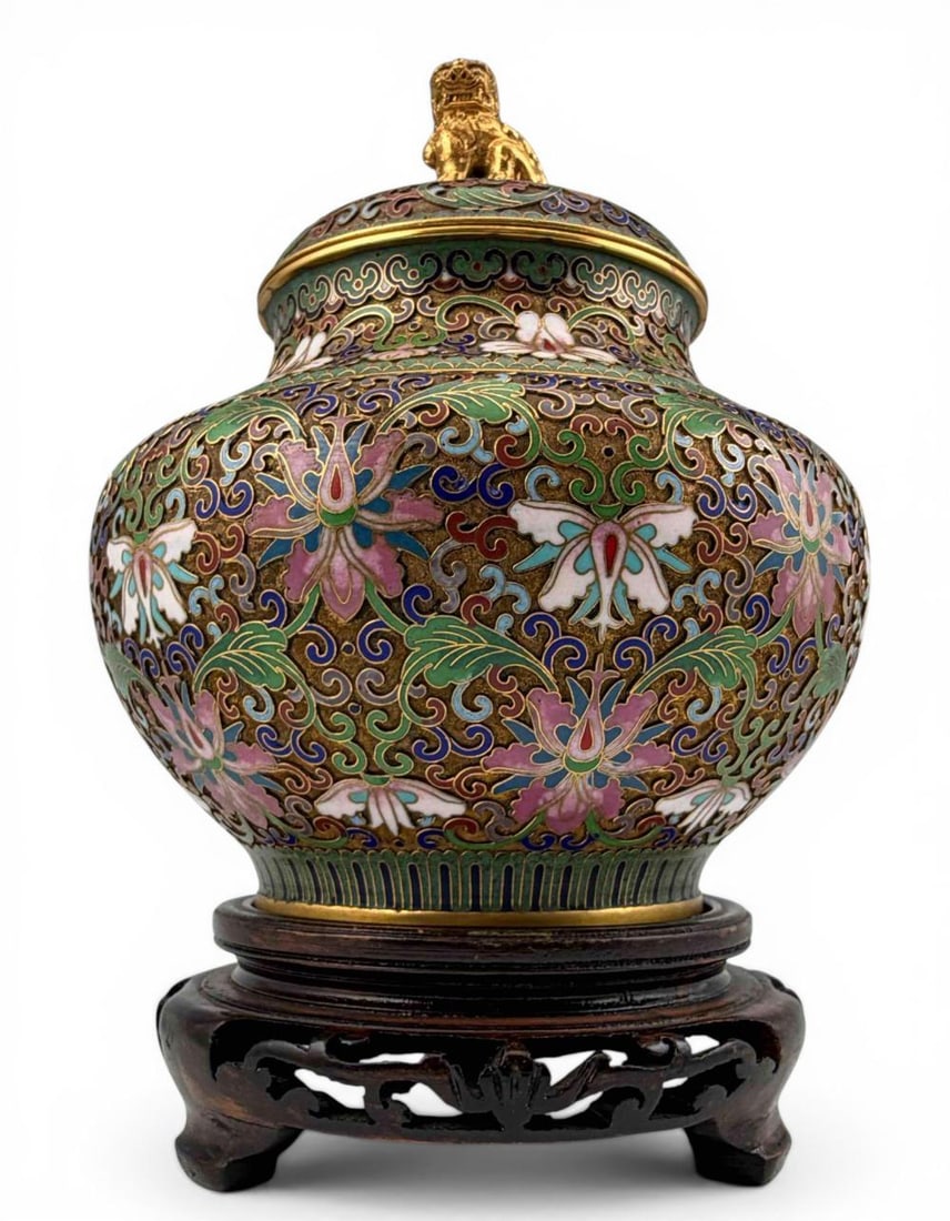 Chinese Cloisonne Enamel Ginger Jar With Gilt Foo Lion Finial (1 of 18)