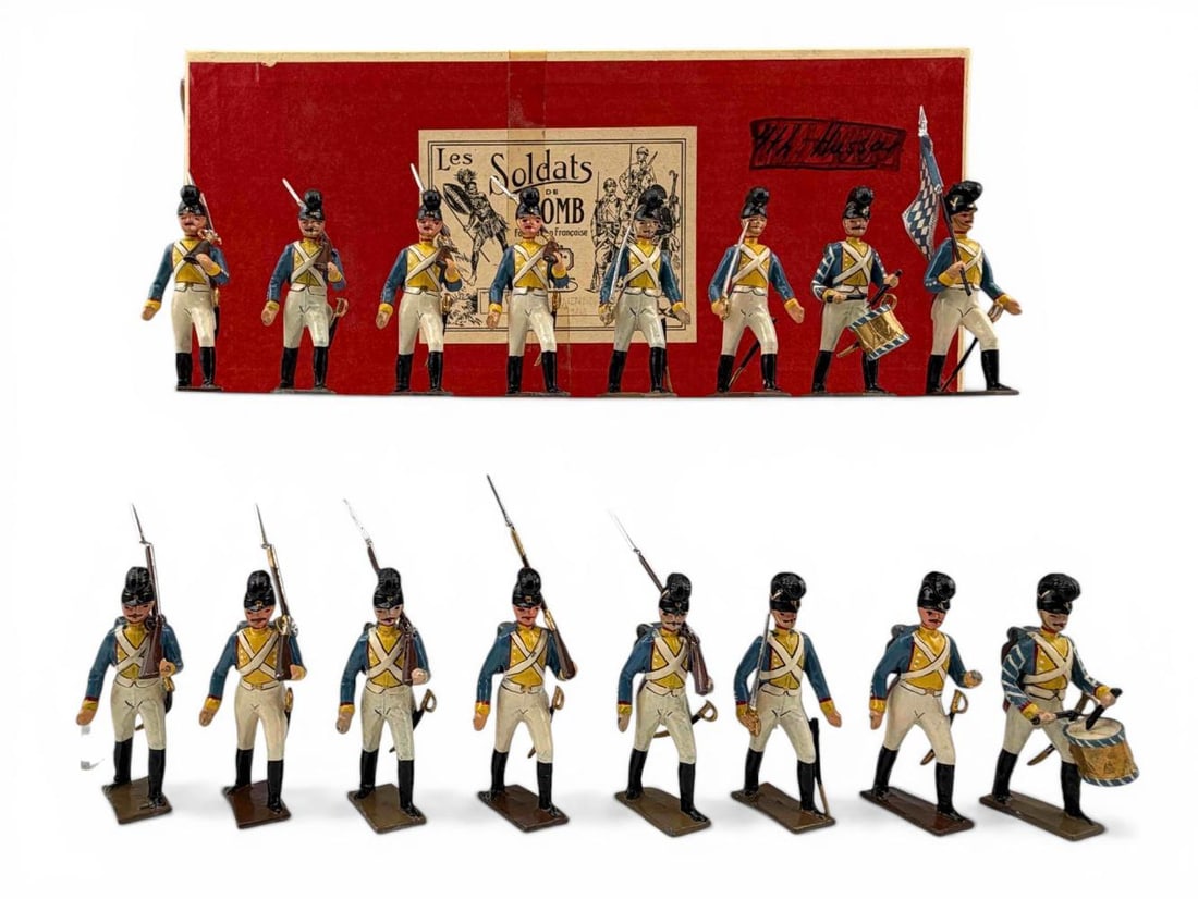 CBG Mignot, Napoleonic Wars Lead Toy Soldiers, Bavarian 8th Regiment, Lot Of 16 (1 of 18)