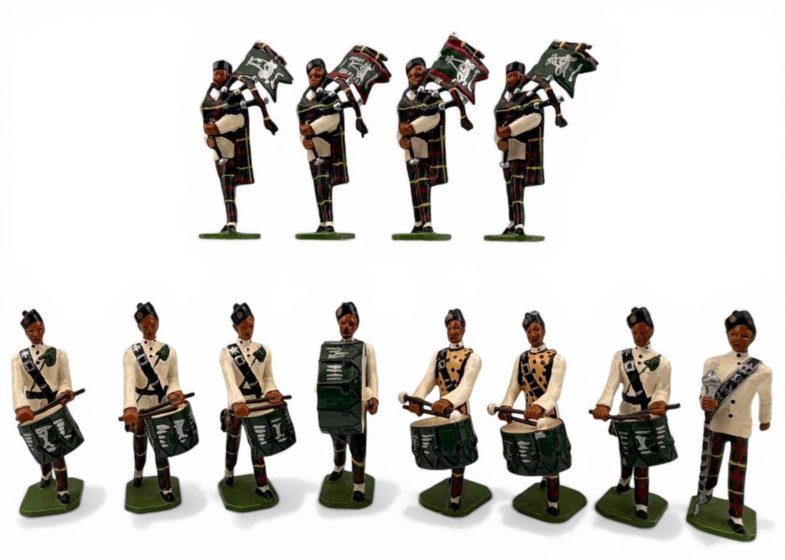 Ducal Lead Toy Soldiers, Gurkha Rifles Pipes And Drums (1 of 11)