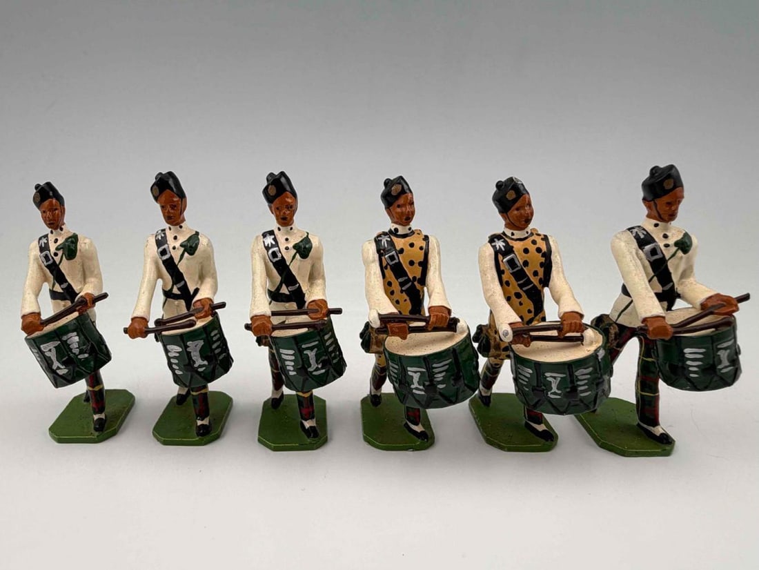 Ducal Lead Toy Soldiers, Gurkha Rifles Pipes And Drums - 2