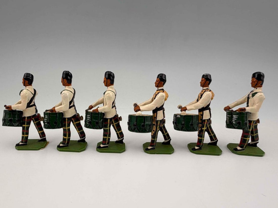 Ducal Lead Toy Soldiers, Gurkha Rifles Pipes And Drums - 3