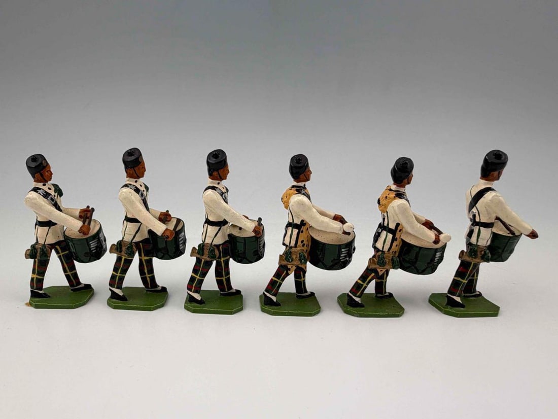 Ducal Lead Toy Soldiers, Gurkha Rifles Pipes And Drums - 5