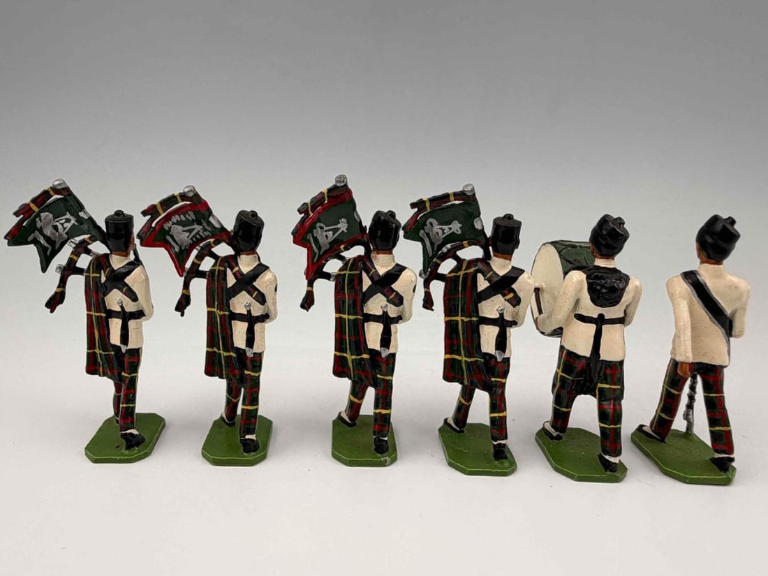 Ducal Lead Toy Soldiers, Gurkha Rifles Pipes And Drums - 9