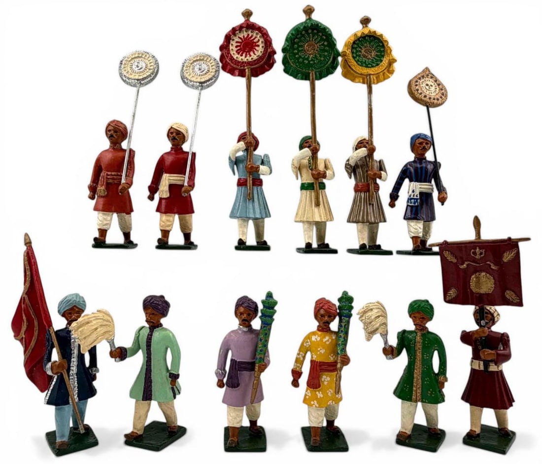 Marlborough Military Models Durbar Durbar Series, Retainers & Courtiers, D14 And D15: Marlborough Military Models Durbar Durbar Series Toy Soldiers, Courtiers, D14 and D15, 10 Piece set. Largest piece approximately 3.75H x 1.0W x 0.85D in. Please note that winning bidders are not requi