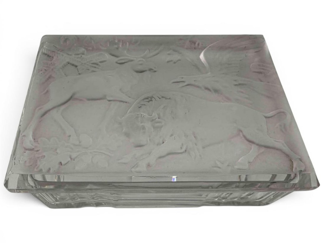Frosted Crystal Dresser Box With Buffalo & American Fauna Motif (1 of 13)