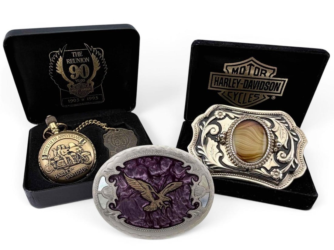 Harley Davidson Pocket Watch And Belt Buckles, Including Johnson & Held (1 of 13)