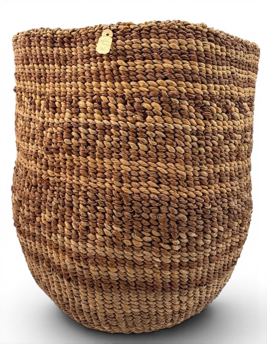 Klamath Native American Basket, Early 20th C. (1 of 11)