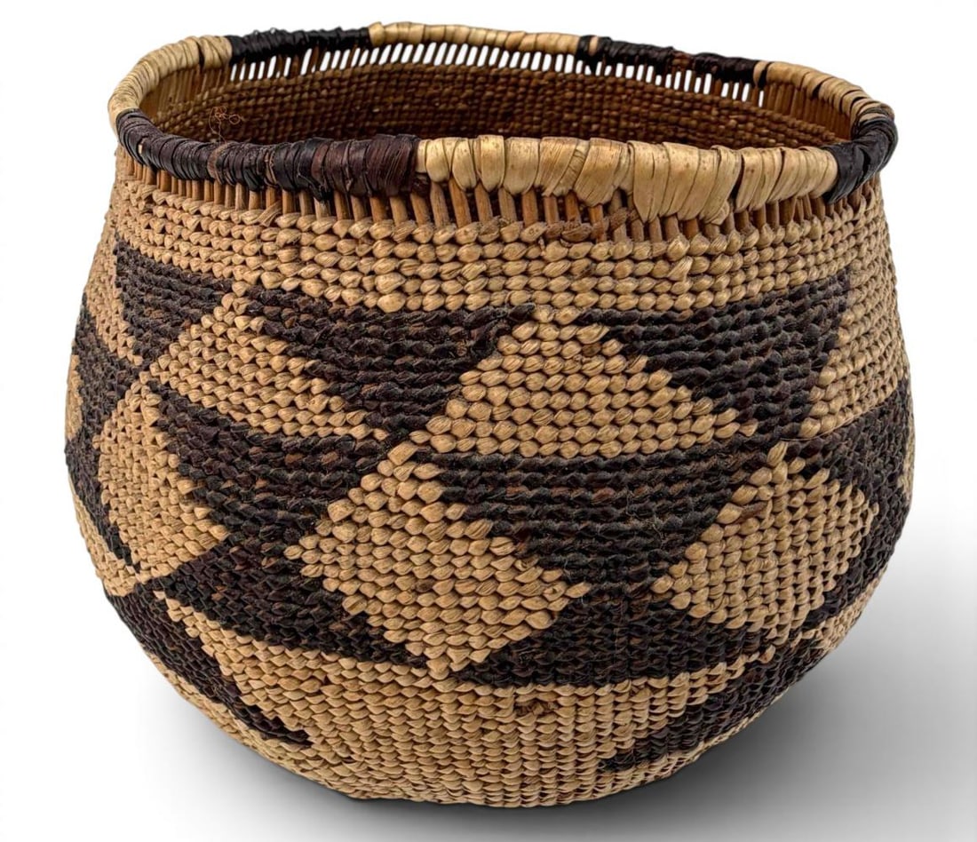 Hupa, Yurok, Karuk Native American Woven Basket (1 of 8)