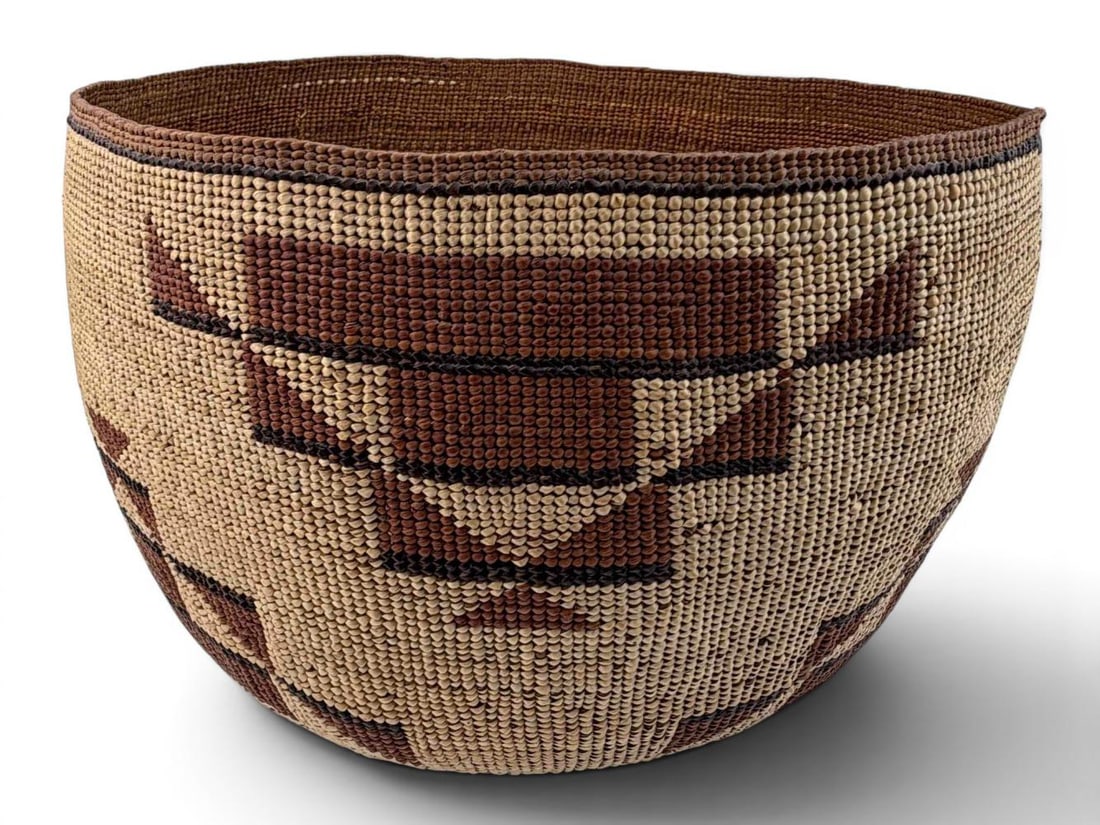 Hupa Yurok Karuk Native American Basket With Stepped Geometric Motif (1 of 9)
