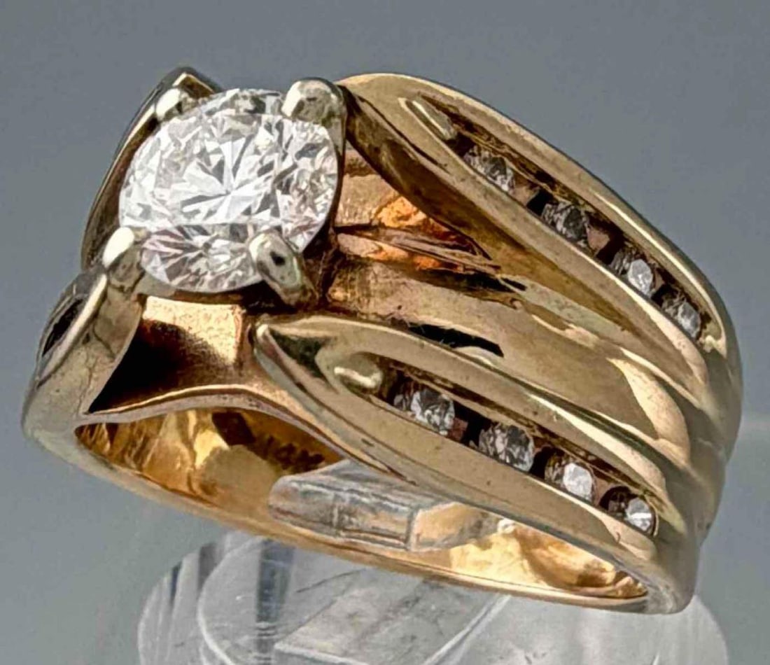 Vintage 14K Diamond Solitaire Ring - 7
