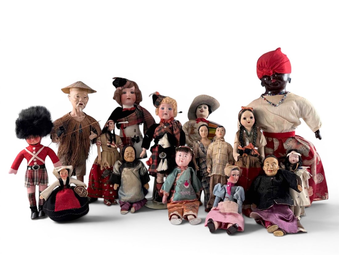 Grouping Of Vintage International Dolls (1 of 20)