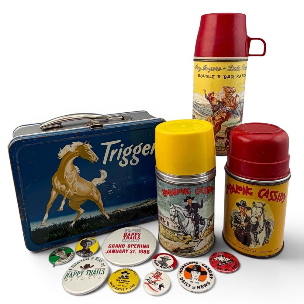 Vintage Cowboy Lunchboxes, Thermoses, And Buttons (1 of 20)