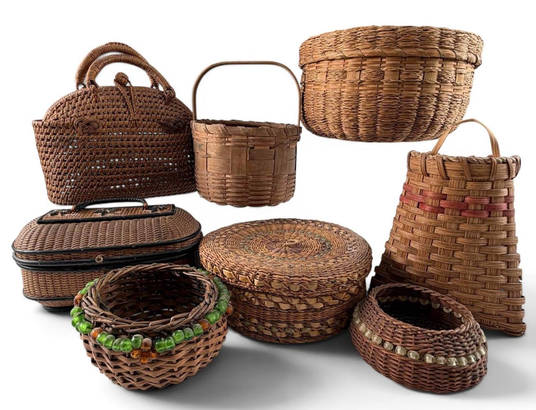 Lot Of Antique & Vintage Woven Baskets And Wicker Handbags (1 of 14)