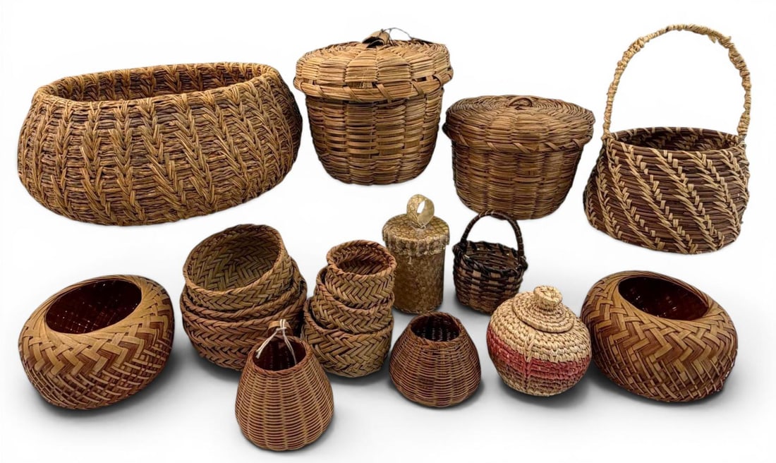 Miniature & Small Baskets, Including Native American Pieces (1 of 18)