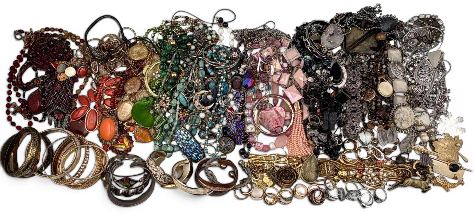 Lot Of Costume Jewelry (1 of 11)