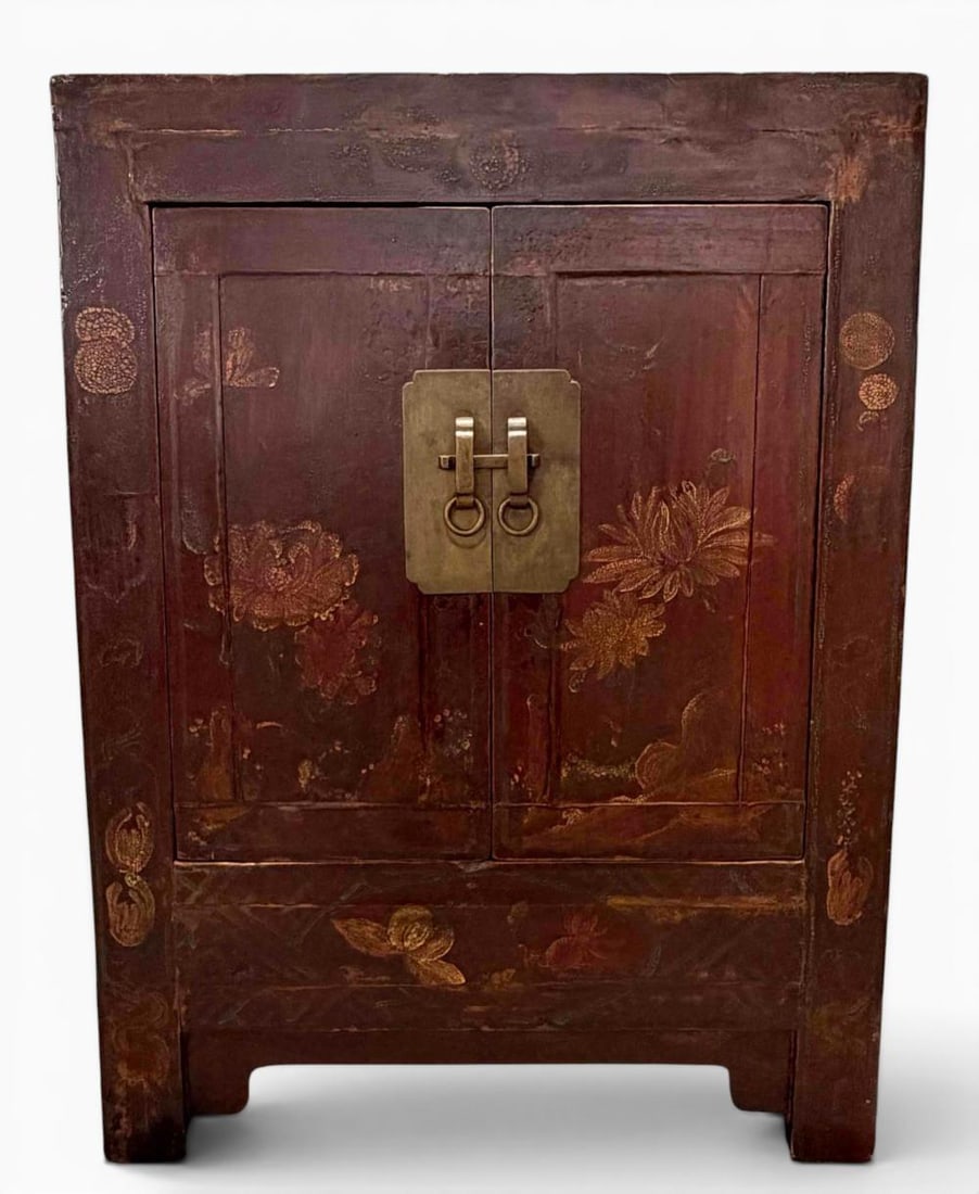 Chinese Paint Decorated Cabinet (1 of 17)