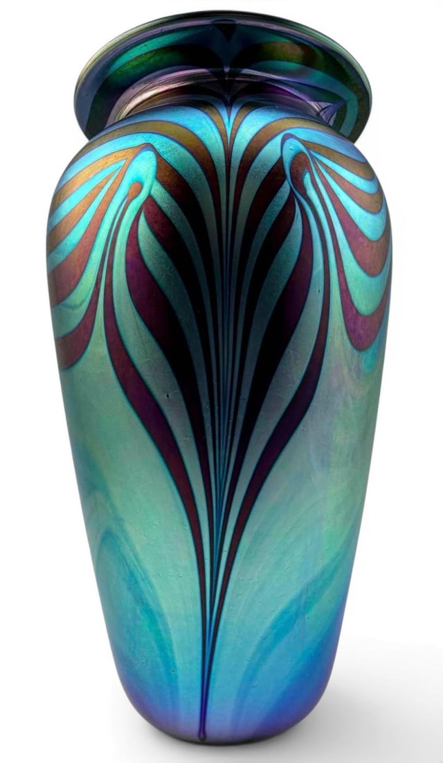 Robert Eickholt (American, b. 1947), Iridescent Art Glass Vase (1 of 13)