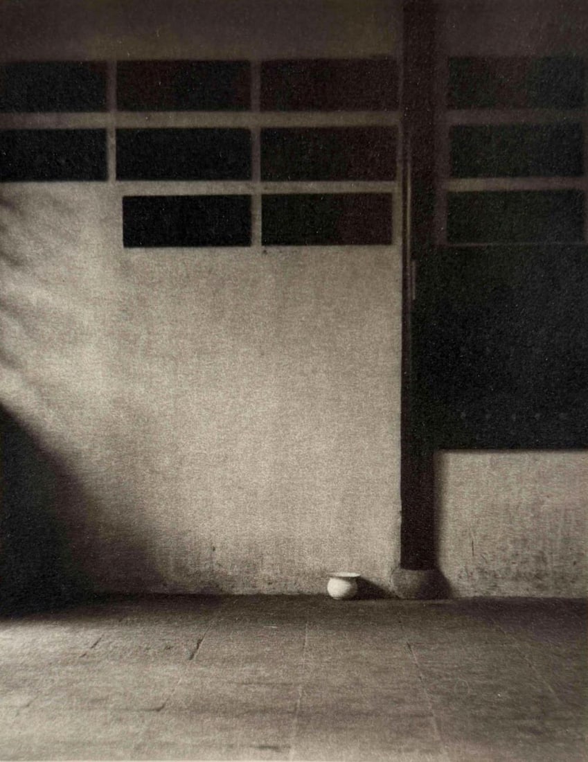 Harry Colsen, Spittoon, Suzou, China, Palladium Print (1 of 6)