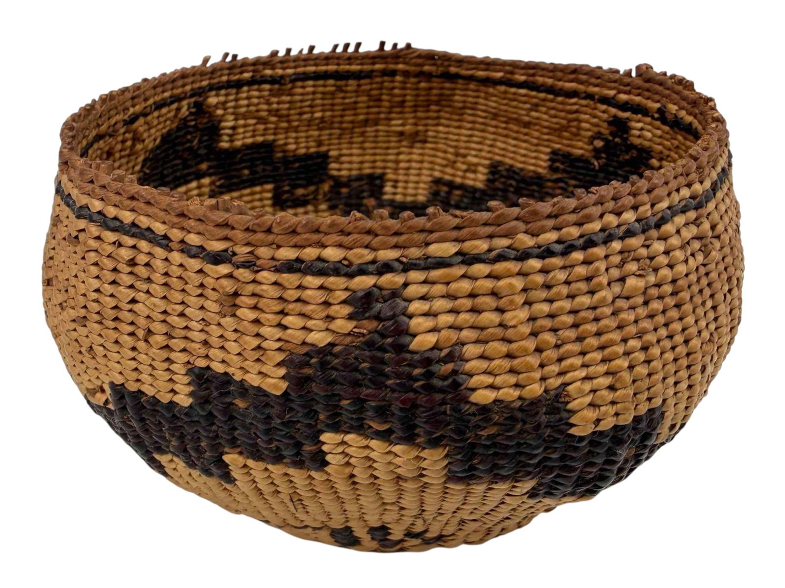Modoc Native American Gift Basket: Native American woven gift basket, attributed to the Modoc people, traditionally associated with the Tule Lake and Lower Klamath Lake region of northern California and southern Oregon. Features finely