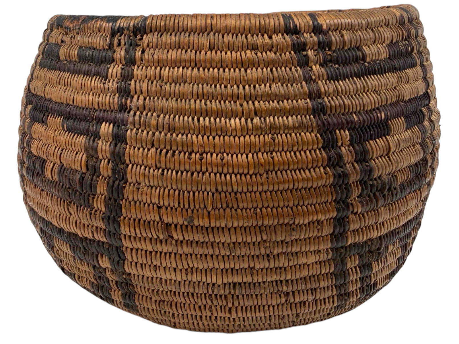 Fine Pomo Native American Gift Basket (1 of 8)