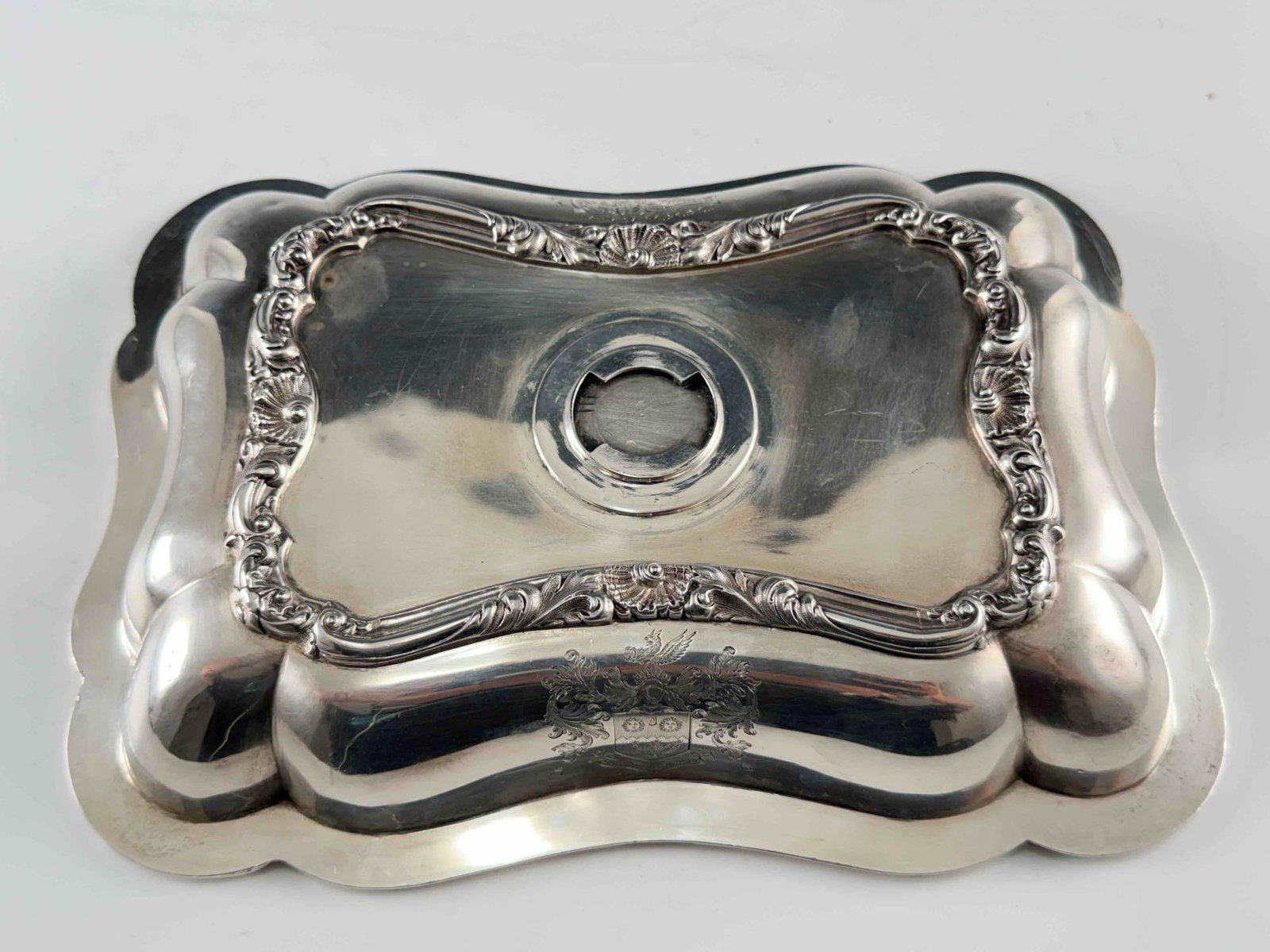 James Fray Irish Sterling Silver Covered Entrée Dish With Porcupine's-Head Finial - 3
