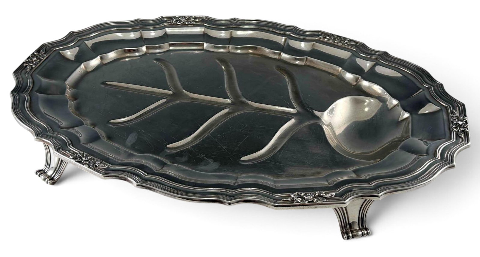 Bailey Banks & Biddle Sterling Silver Meat Carving Platter: Bailey Banks & Biddle Sterling Silver Meat Carving Platter, 3.296kg. Marked "Bailey, Banks, and Biddle Company Sterling 804 22in. Approximately 22.75L x 15.75W x 2.0H in. ALL CREDIT CARDS WILL BE MANU