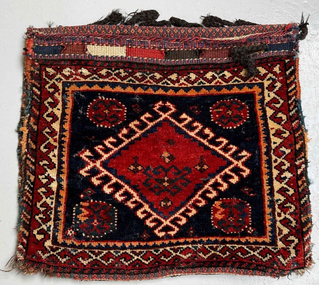 Persian Luri Saddlebag: Persian Luri Saddlebag. Approximately 39.0L x 22.0W in when rolled out.