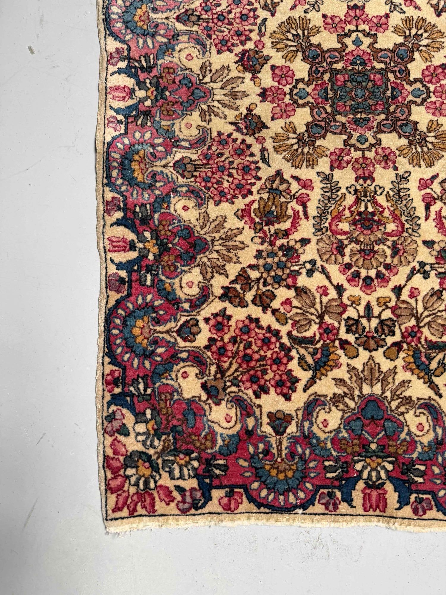 Persian Kerman Rug - 4