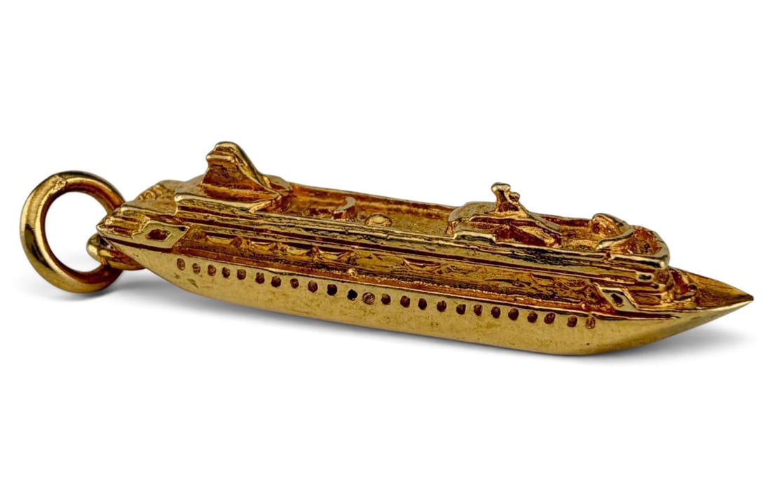 14k Royal Princess Ship Charm: 14k Royal Princess Ship Charm, 3.8g. Approximately 28.1 x 6.1 x 4.7mm. ALL CREDIT CARDS WILL BE MANUALLY VERIFIED PRIOR TO SHIPMENT.