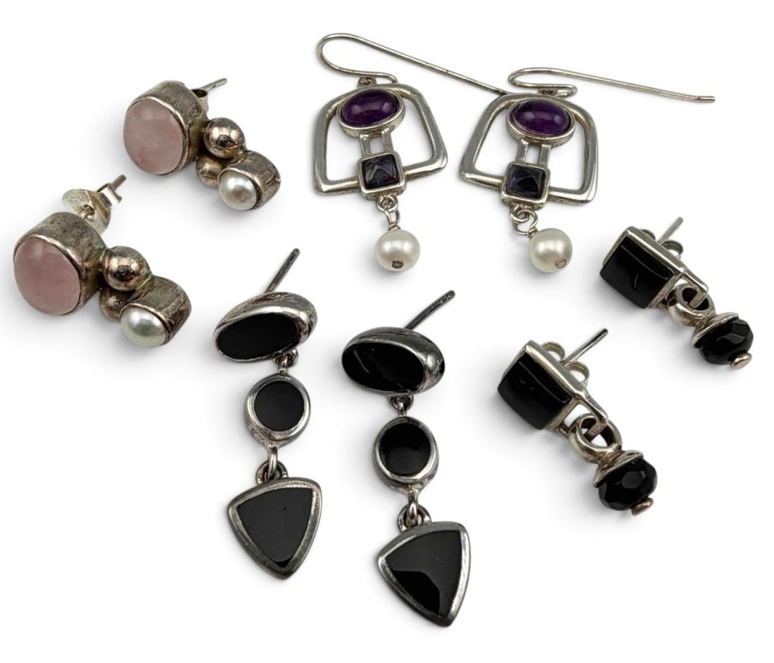 Four Pairs of Sterling Silver Earrings Set With Amethyst, Pink Quartz, Pearls, & Black Onyx (1 of 10)