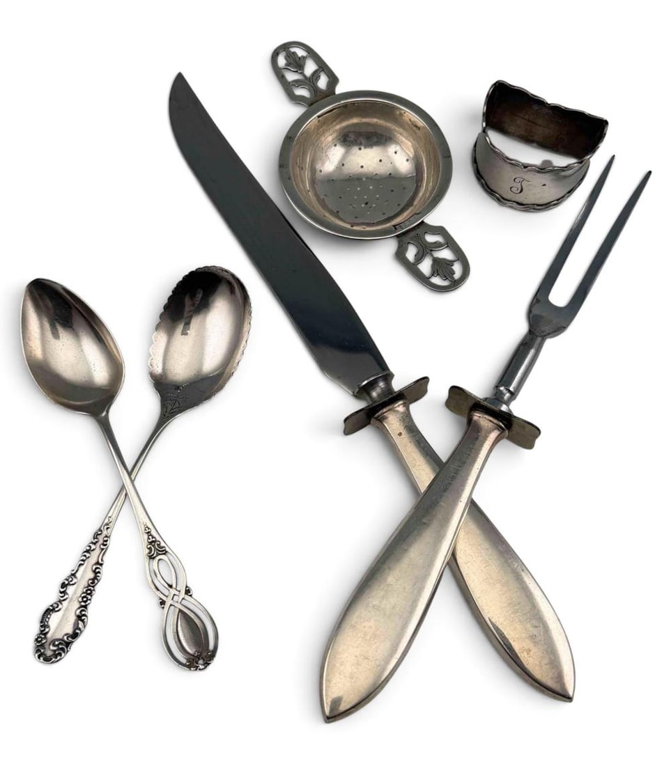 Sterling Tableware & Tea Strainer: Sterling Silver Tea Strainer & Tableware, 74.8g. All pieces marked "Sterling." Carving set marked "Sterling Handle." Tea strainer approximately 4.87L x 2.5W in. Carving knife approximately 10.62L x