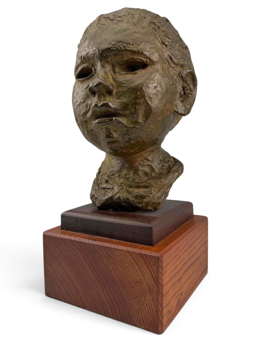 Attributed To Carl Lewis Pappe (American, 1900-1998) Bronze Bust Of A Child: Attributed To Carl Lewis Pappe (American-Hungarian, 1900-1998) Bronze Bust Of A Child. Unsigned. Approximately 5.25W x 13.0H in.