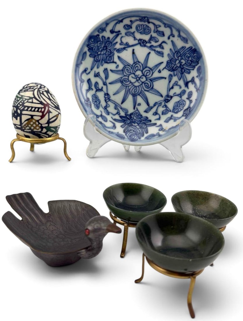 Grouping Of Asian Collectibles & Porcelain (1 of 20)