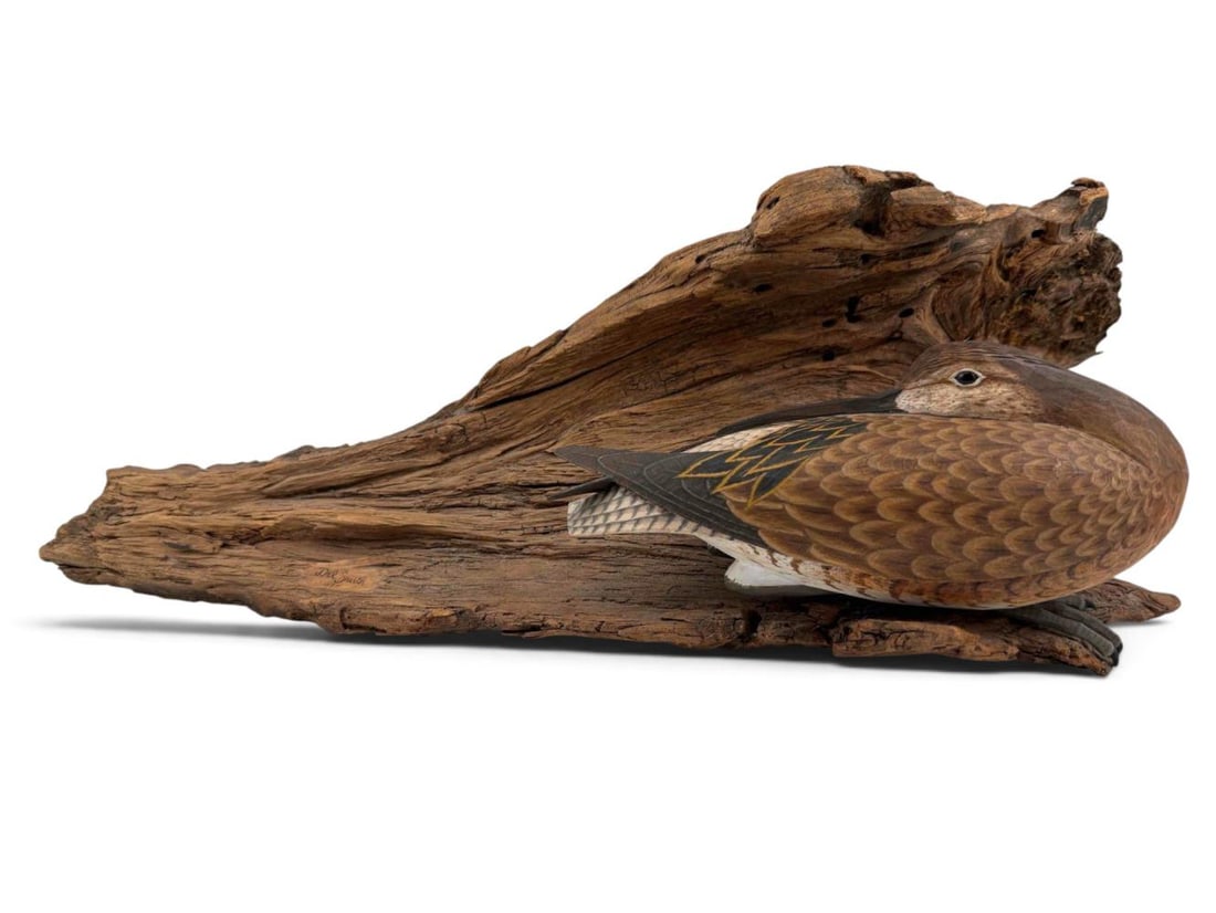 Del Smith (Oregon, 20th C.) Sandpiper Bird Sculpture: Del Smith (Oregon, 20th C.) Sandpiper Bird Sculpture. Signed at driftwood Approximately 18.0L x 5.0W x 6.0H in. Marked "Del Smith 1977."