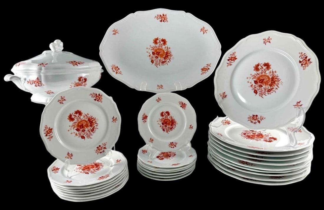 Limoges Ceralene Copper Rose Porcelain Partial Service, 28 Pieces: Limoges Ceralene Copper Rose Porcelain Partial Service, 27 Pieces. Marked "A. Reynaud et Cie Limoges ceralene Limoges France." Larger pieces additionally marked "Copper Rose Compagnie Francaise des