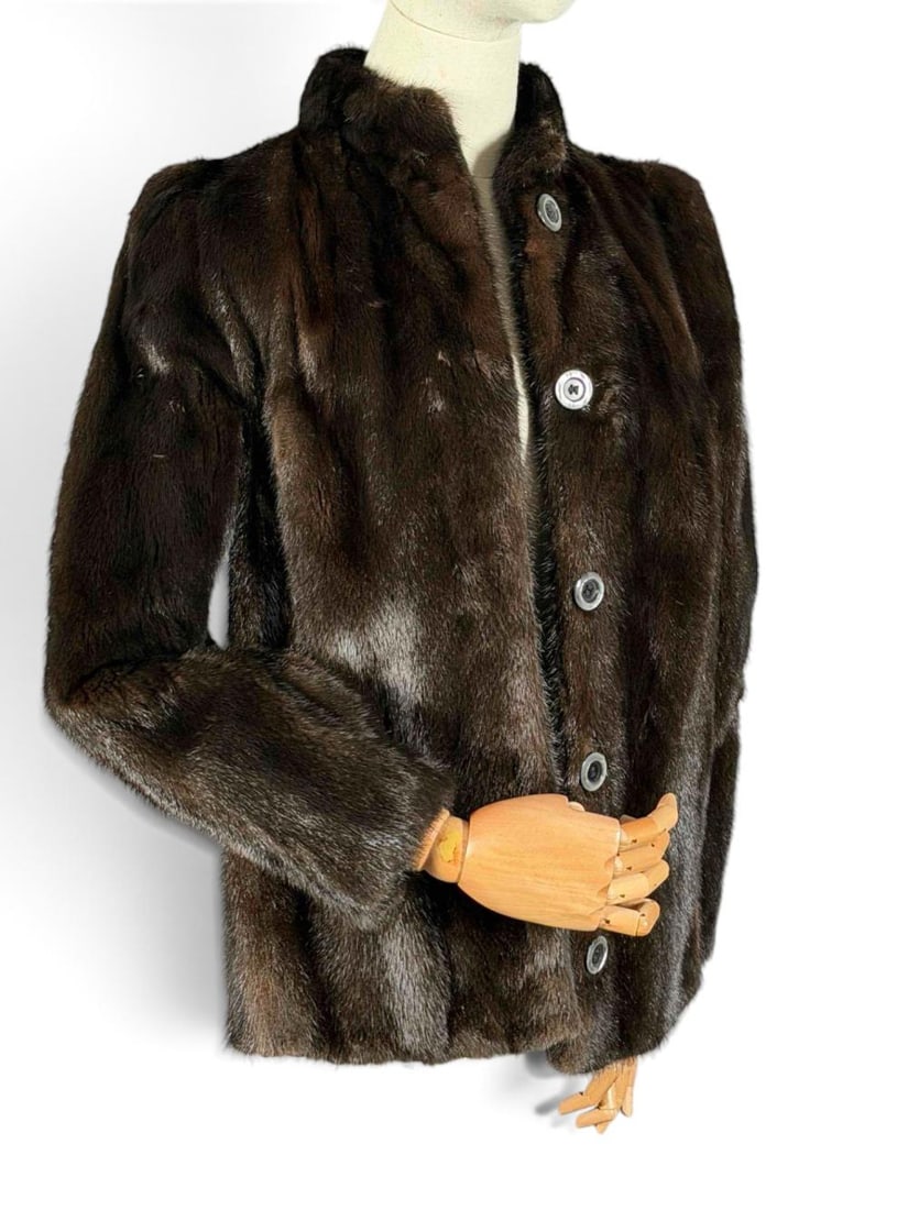 Vintage Mink Fur Jacket: Vintage Mink Fur Jacket. Length at back approximately 26.0in. Shoulders approximately 17.5 inches. Chest approximately 36.0in. Sleeve length approximately 24 inches.