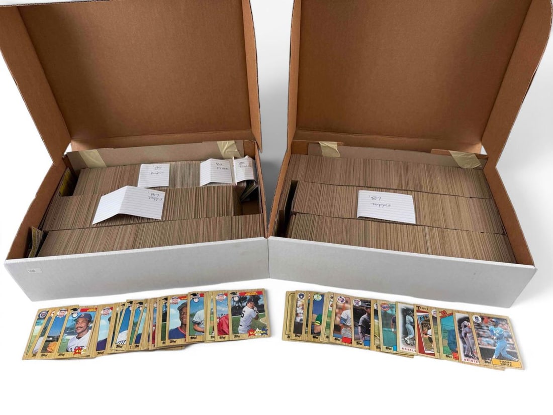 Lot Of 1980s Baseball Cards Including Topps, Fleer, Donruss, And Bowman: Lot Of 1980s Baseball Cards Including Topps, Fleer, Donruss, And Bowman.